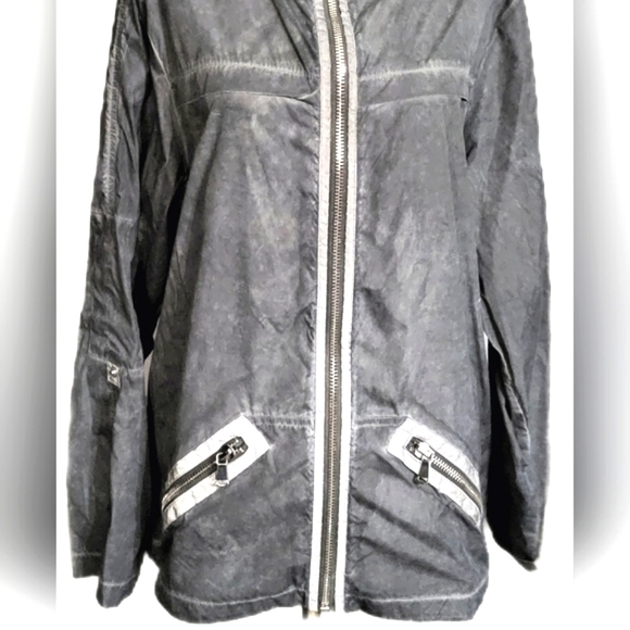 Anorak lightweight gray wash, hooded, zippered jacket with pockets. Sz Med $128 - Picture 5 of 10